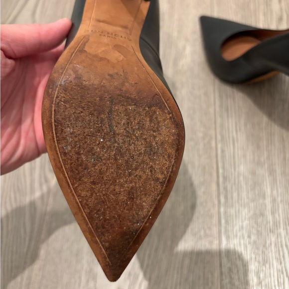 Givenchy - Black Leather & Silver Ring Pointed Toe Pump - Picture 5 of 7